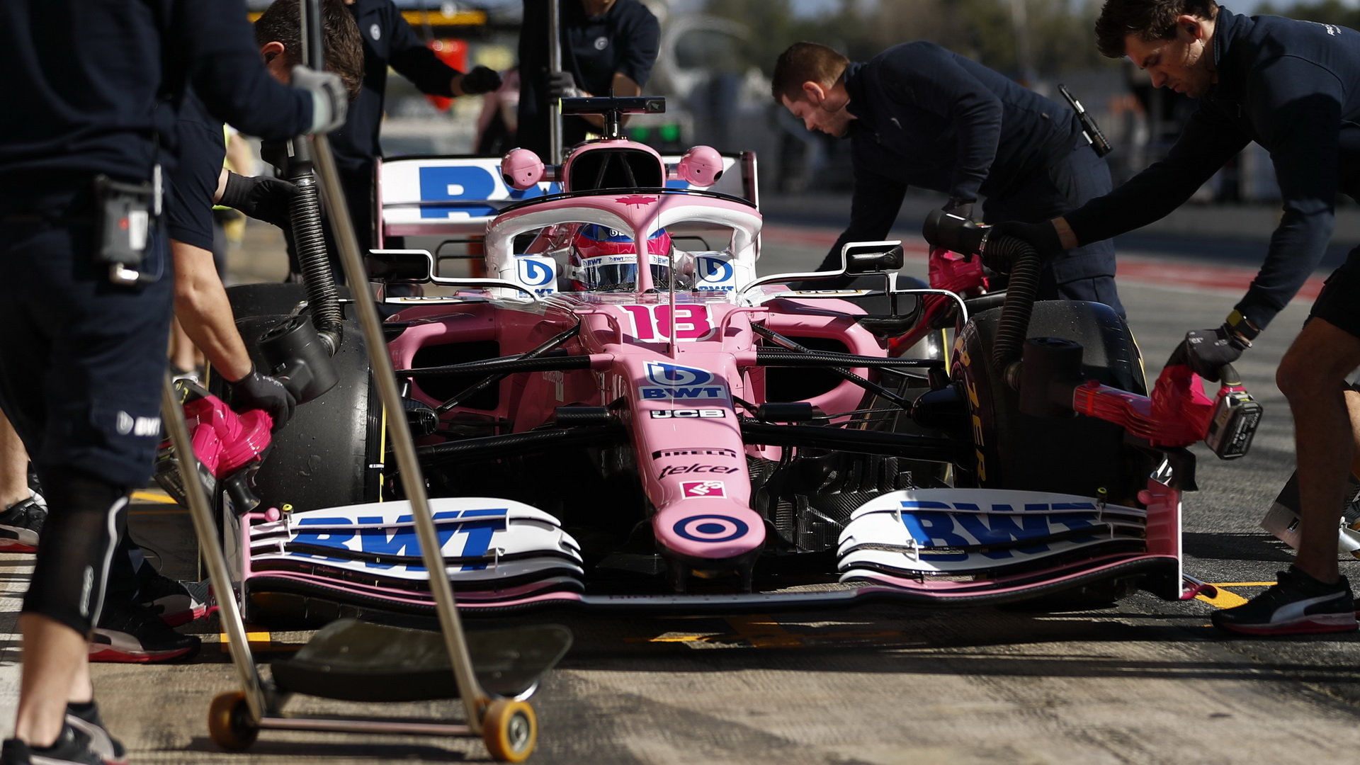 Lance Stroll v rámci prvního dne druhých předsezonních testů v Barceloně