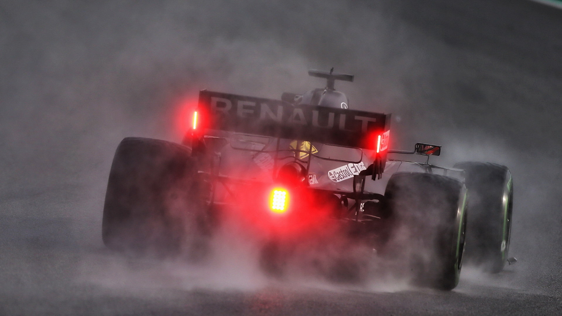 Prší, prší, jen se leje, F1 (téměř) nikam nepojede... (ilustrační foto)