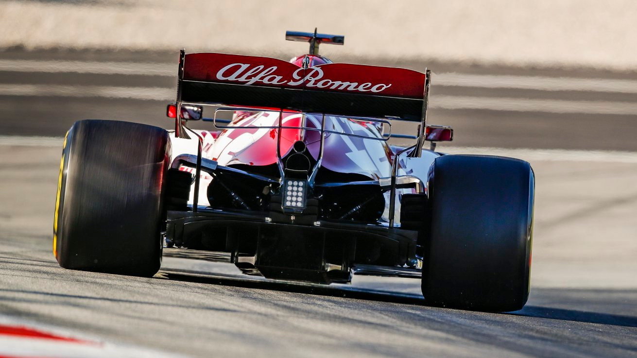 Kimi Räikkönen v rámci třetího dne druhých předsezonních testů v Barceloně