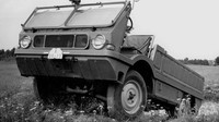 Lehký terénní automobil Škoda 998 „Agromobil“ vznikl v roce 1962 ve třech prototypech, splnil očekávání, ale výroby se nedočkal