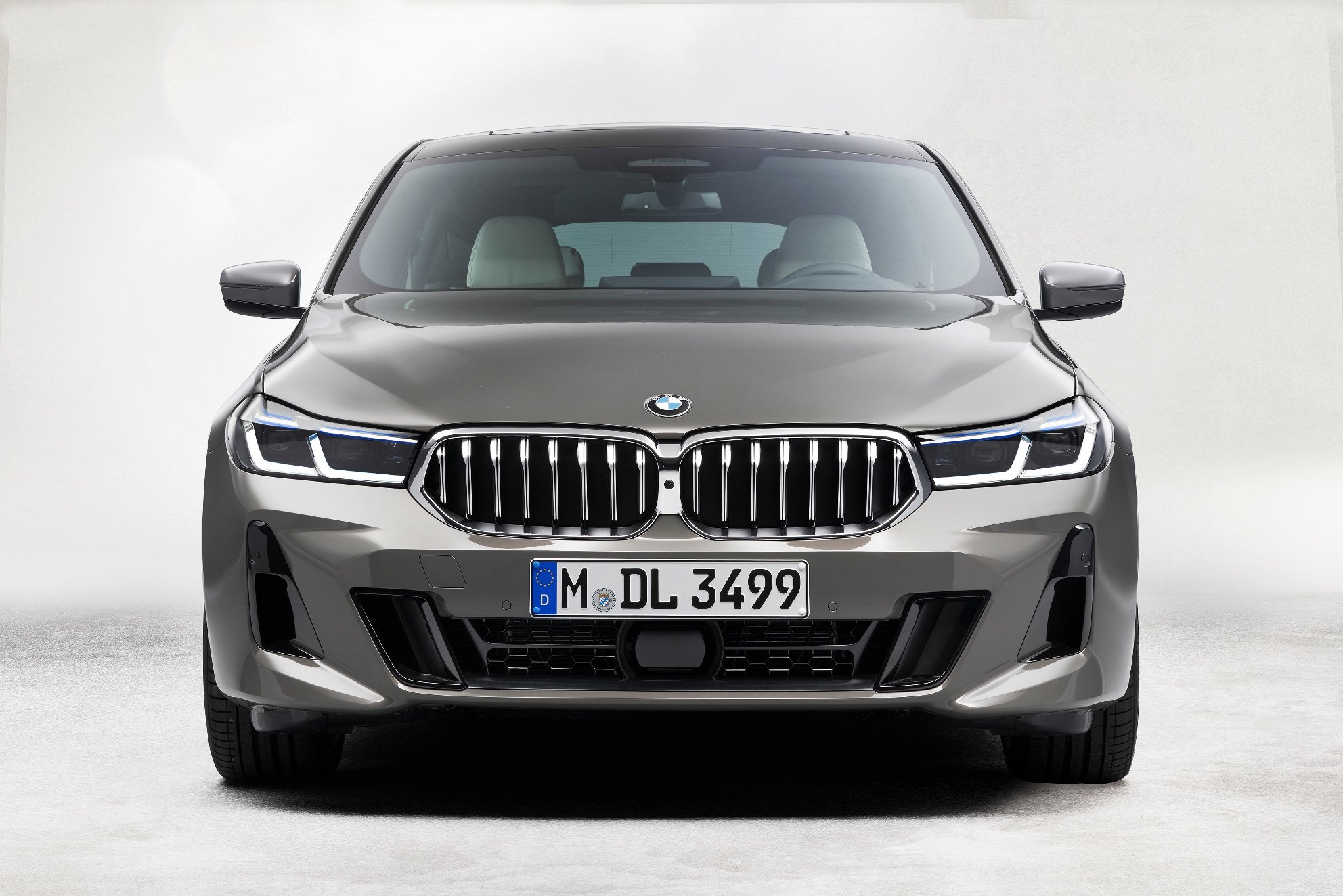 Faceliftované BMW 6 Gran Turismo sází na komfort, praktičnost a mild hybridní techniku