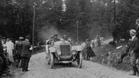 Otto Hieronimus a jeho Laurin & Klement zdolali 2364 km Alpské jízdy 1912 bez trestných bodů