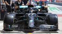 Vůz Mercedes F1 W11 EQ Performance během 1. tréninku na GP Rakouska