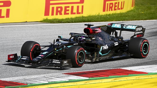 Lewis Hamilton na měkkých pneumatikách
