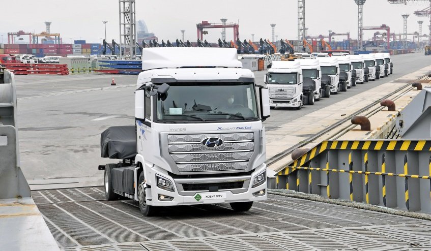 Hyundai XCIENT Fuel Cell, první těžká nákladní auta na vodík míří do Evropy
