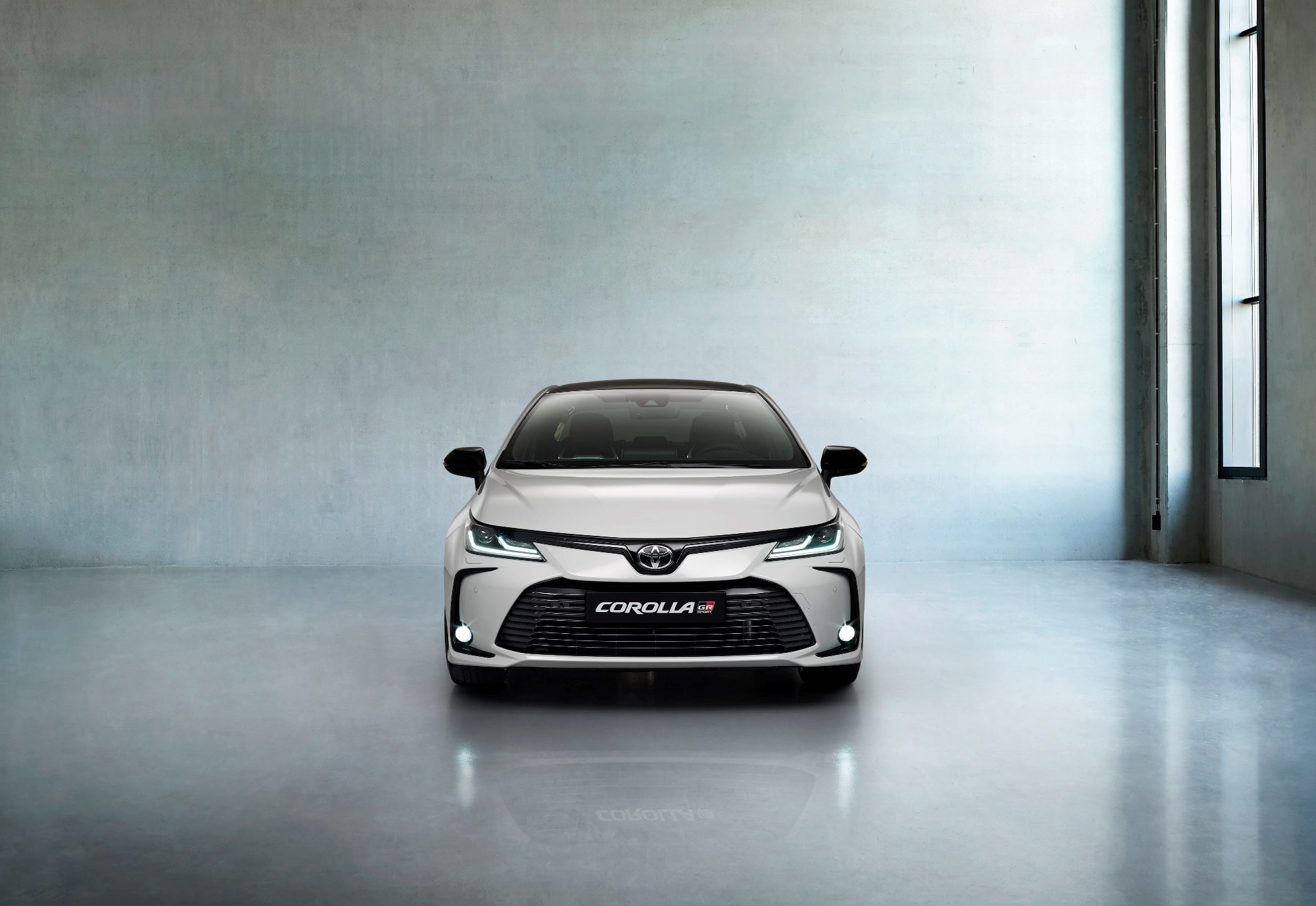 Toyota představila Corollu sedan ve výbavovém stupni GR SPORT