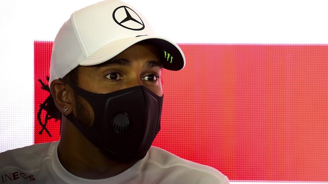 Lewis Hamilton nesl trest nelibě, kvůli němu přišel o vítězství v Monze
