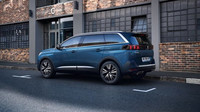 Peugeot představil své nové SUV 5008, na evropský trh dorazí na konci roku 2020