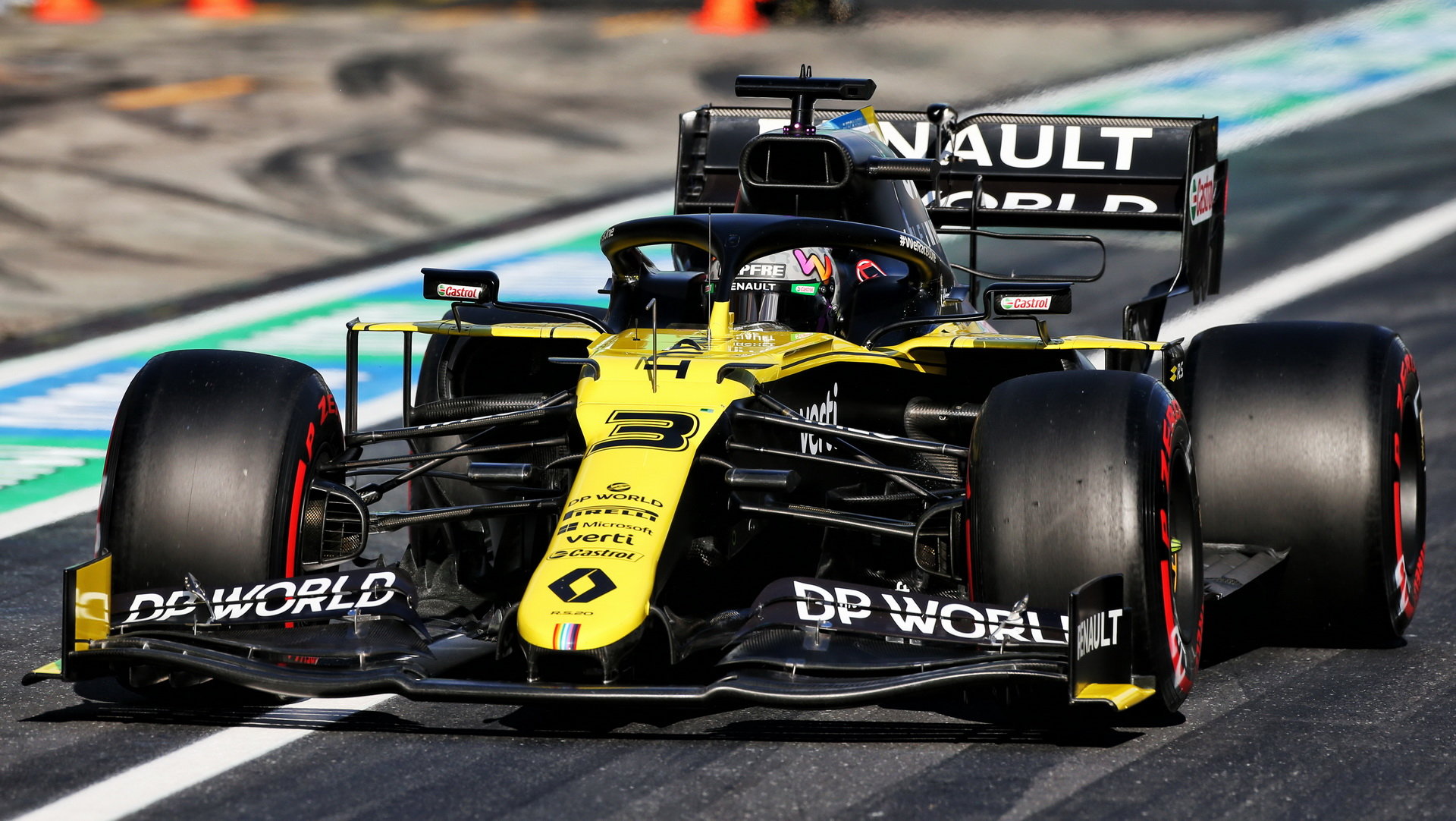Daniel Ricciardo se dočkal kýžených stupňů vítězů