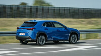 Lexus UX 250h ukazuje, jak ohromného zlepšení jízdní dynamiky Lexus od roku 2005 s hybridní technologií dosáhl