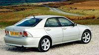 Lexus IS 200