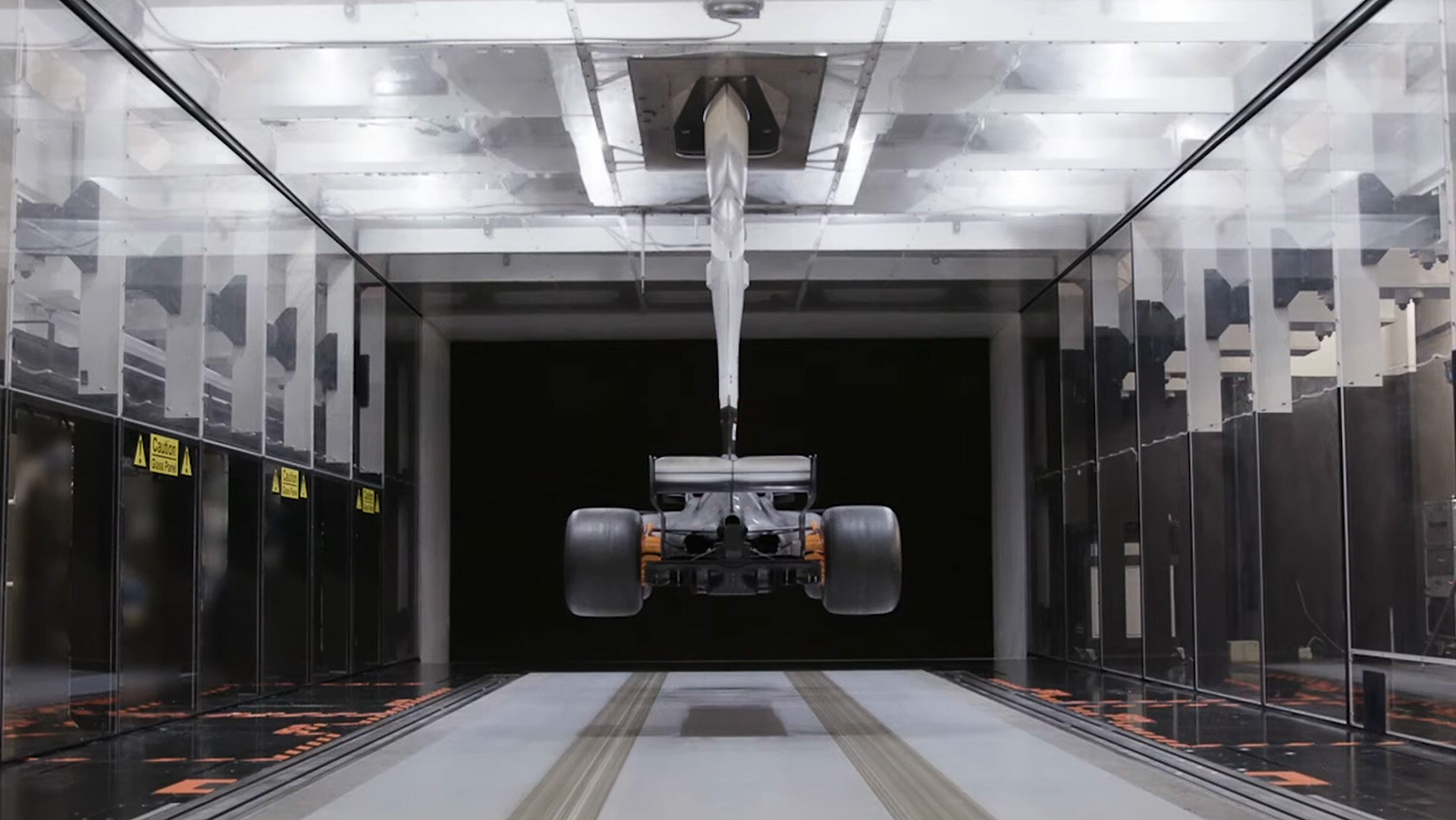 Testování v aerodynamickém tunelu by mělo mít jasná pravidla