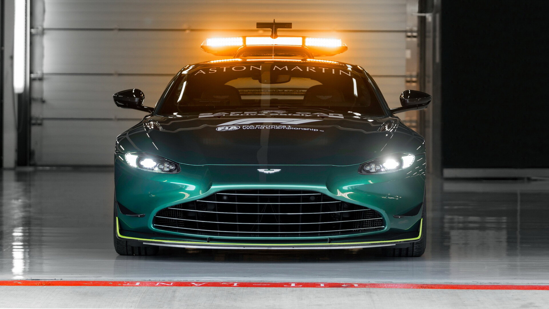 Safety car Aston Martinu pro sezónu 2021