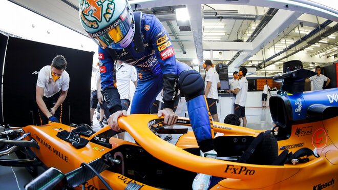 Daniel Ricciardo - první předsezonní testy v Bahrajnu