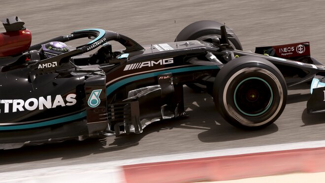 Lewis Hamilton - 2. den předsezonních testů v Bahrajnu