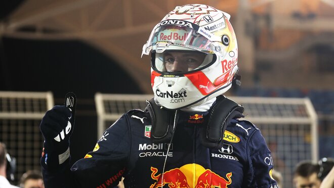 Max Verstappen bere pole position po kvalifikaci v Bahrajnu
