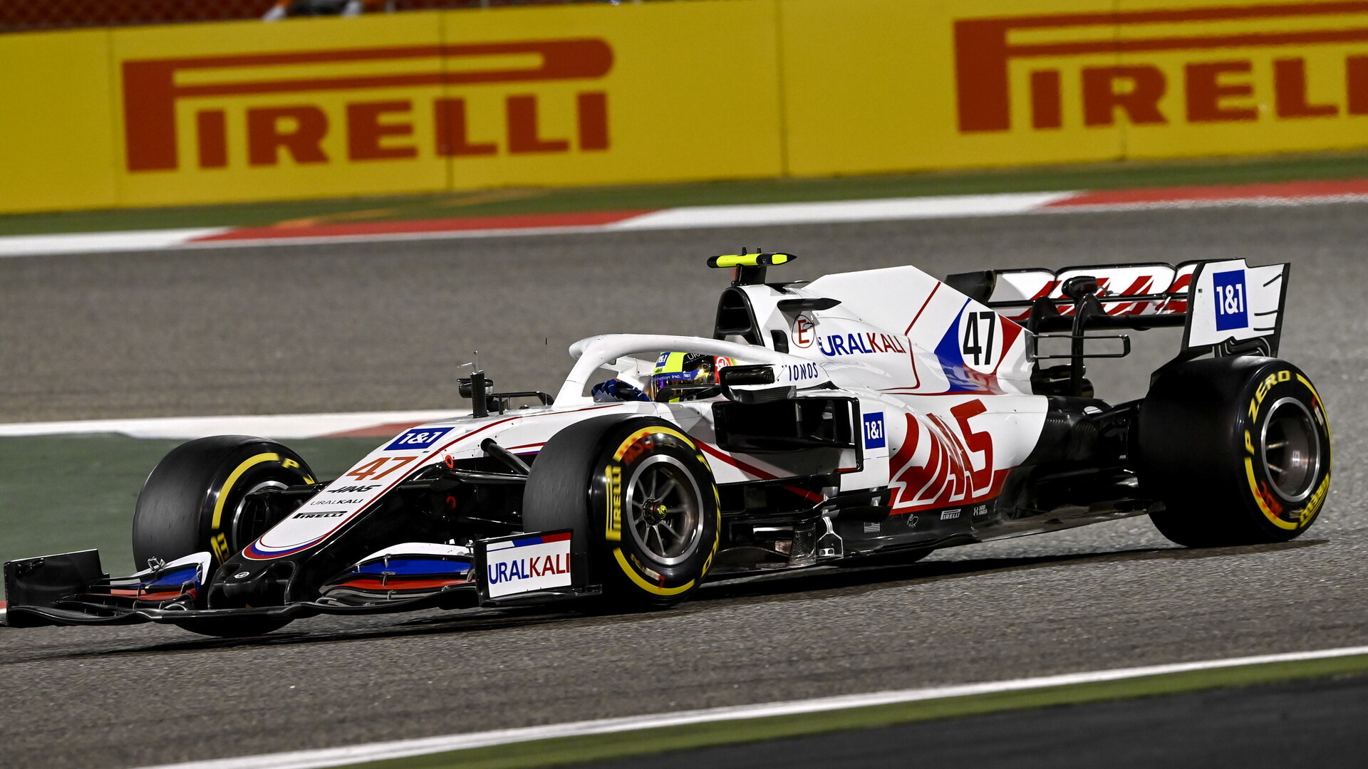 Mick Schumacher - závod v Bahrajnu