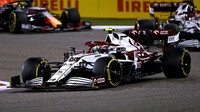 Antonio Giovinazzi - závod v Bahrajnu