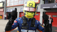 Lando Norris si dojel pro třetí místo na Imole