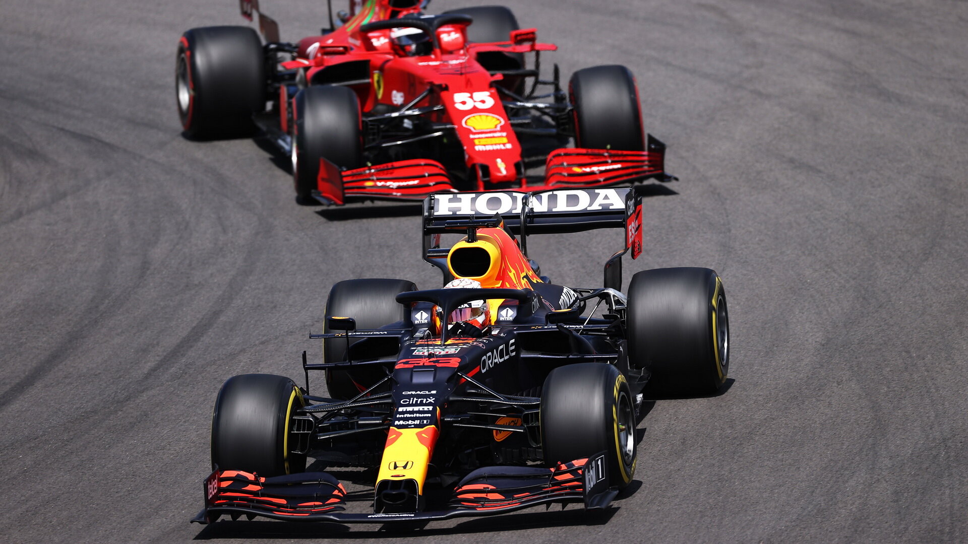 Max Verstappen a Carlos Sainz - závod v Portugalsku