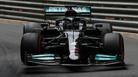 Lewis Hamilton si moc radosti v Monaku s Mercedesem po zpackané strategii neužil