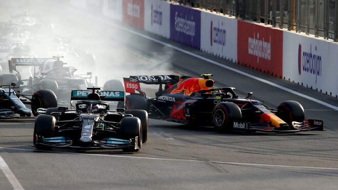 Lewis Hamilton ke konci Velké ceny Ázerbájdžánu