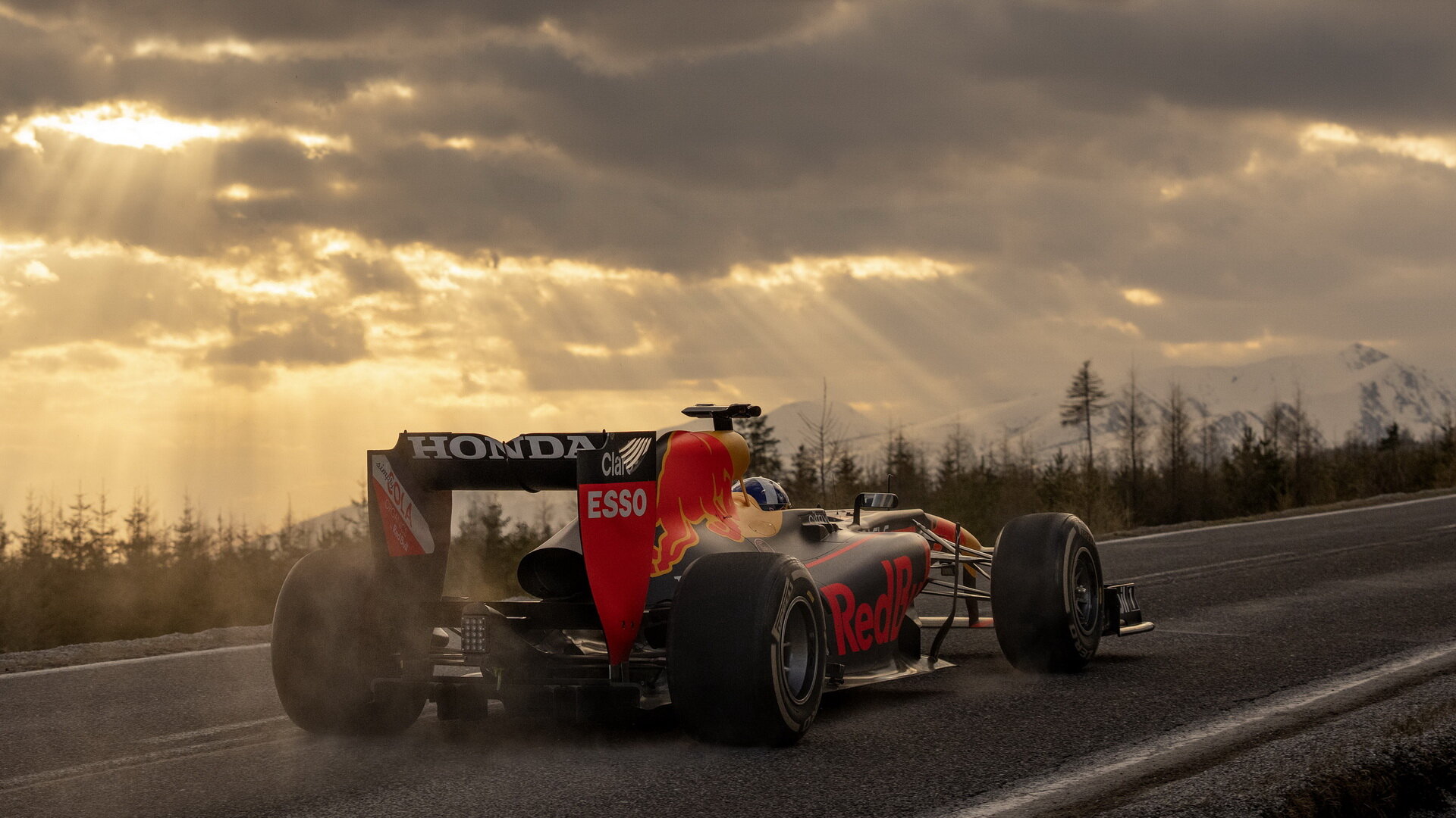 David Coulthard se prohnal tatranskou magistrálou