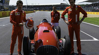 Historické Ferrari 375F1 v Silverstone