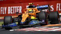 Lando Norris s McLarenem MCL35M v Maďarsku