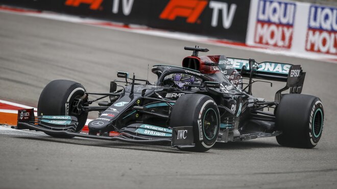 Lewis Hamilton s Mercedesem W12