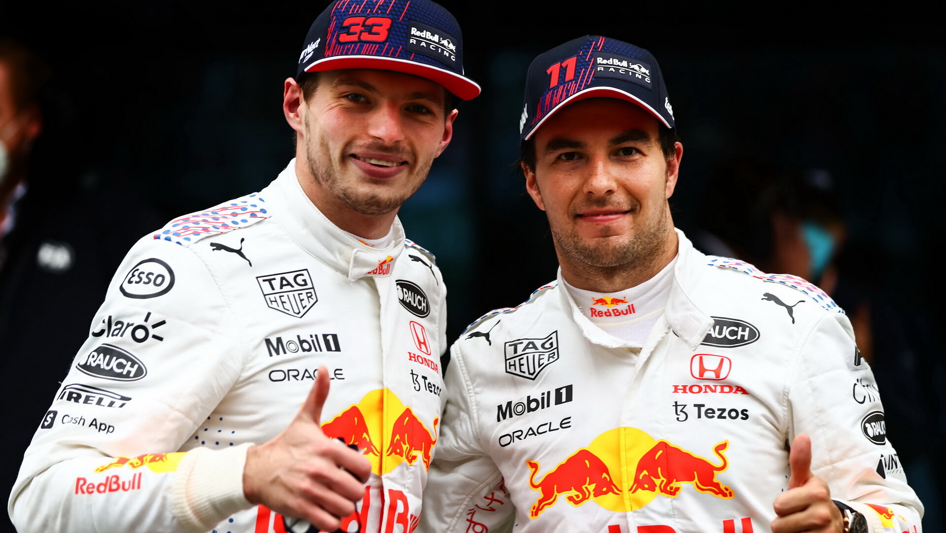 Max Verstappen a Sergio Pérez po úspěšném závodě v Turecku