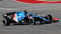 Fernando Alonso v závodě v americkém Austinu