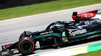 Lewis Hamilton i přes dílčí neúspěch ve sprintu v Brazílii dominoval