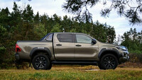 Toyota Hilux 2.8D-4D Invincible Sport