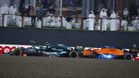 Sebastian Vettel a Daniel Ricciardo v závodě v Kataru