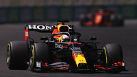 Max Verstappen v závodě v Saúdské Arábii