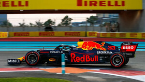 Horner prozradil, co říkal majitel Red Bullu Mateschitz na průběh finále v Abú Zabí - anotační obrázek