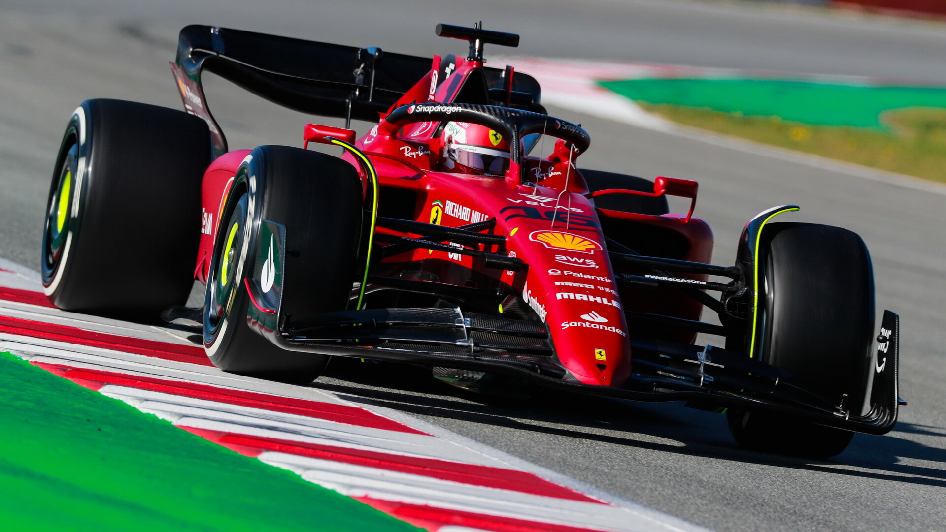 Mercedes i Red Bull si všímají dobré formy Ferrari