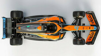 McLaren s upraveným zbarvením před 1. závodem sezóny 2022