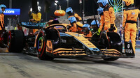 Daniel Ricciardo v závodě v Bahrajnu