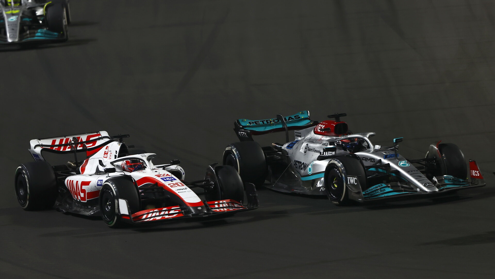 Výsledky Haasu nejsou McLarenu zásadním trnem v oku
