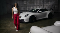 Tenistka Emma Raducanu je novou ambasadorkou značky Porsche