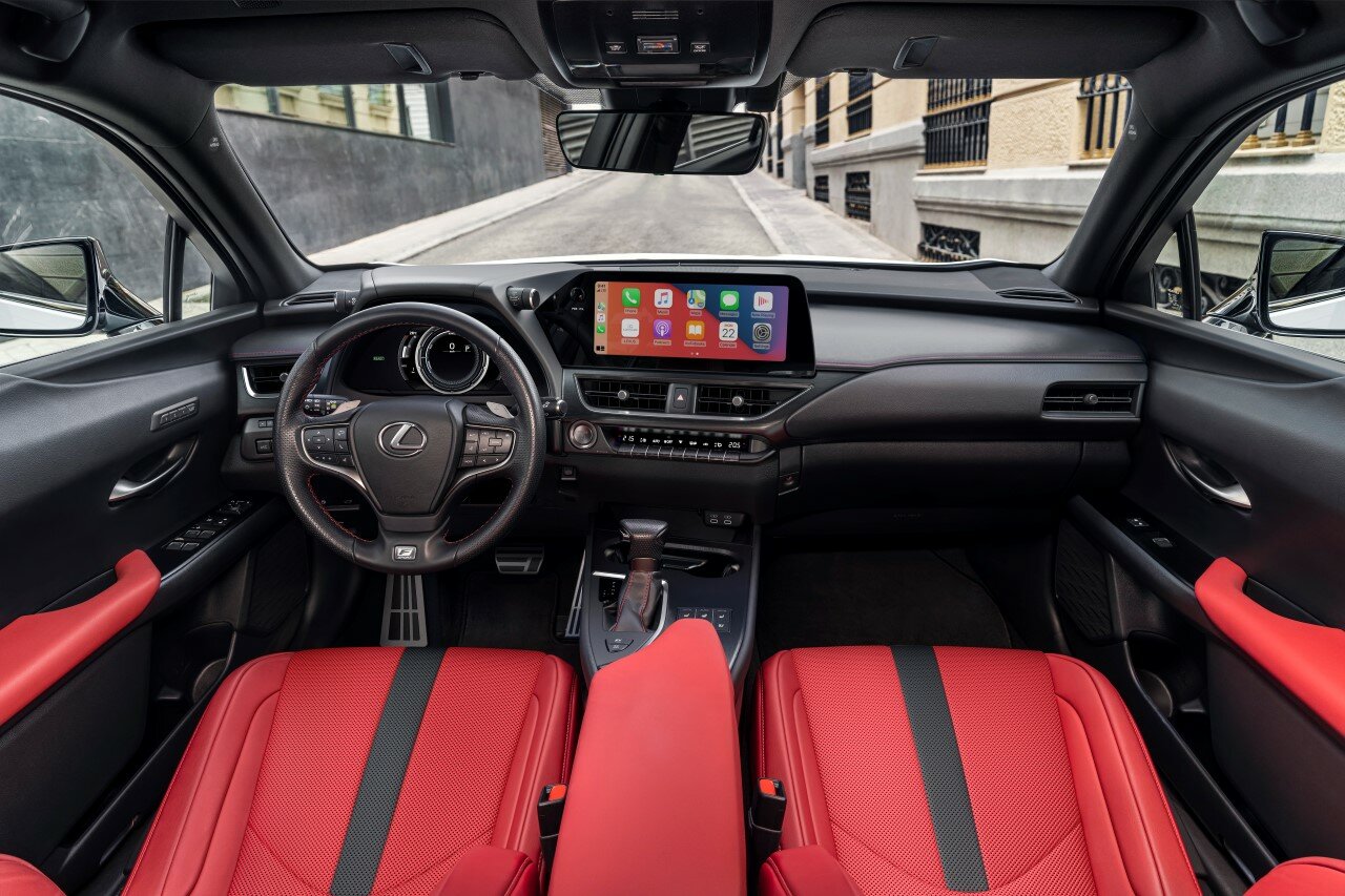 Lexus UX představuje stylový a všestranný městský crossover