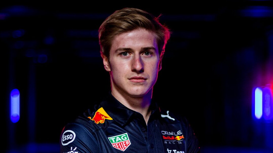 Jüri Vips s Red Bullem úspěšně debutoval v tréninku před GP Španělska 2022, šanci příští rok ale v F1 nedostane