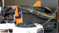 Nová podlaha McLarenu