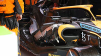 Chlazení motoru pod kapotou McLarenu MCL36