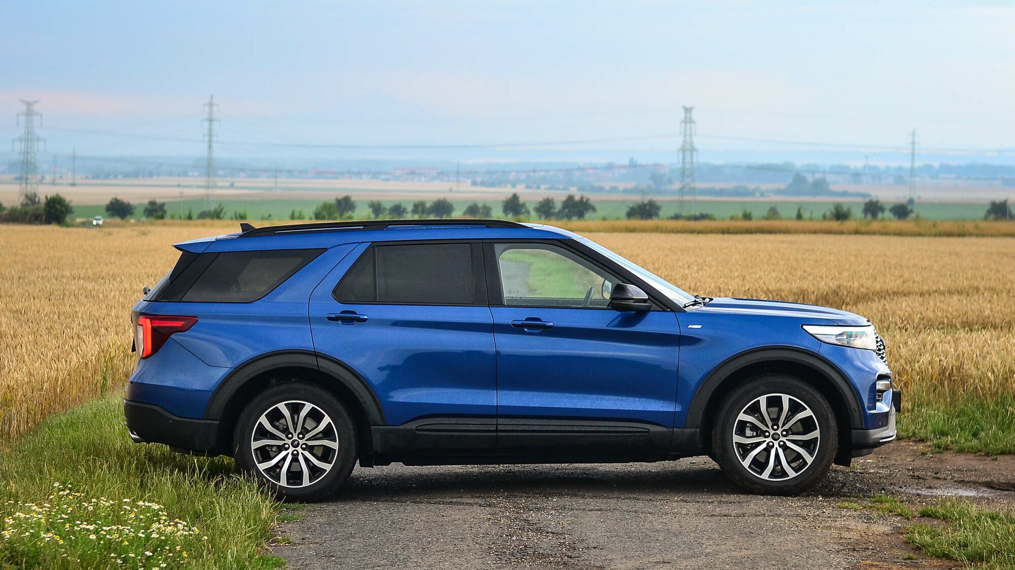 Ford Explorer ST-line