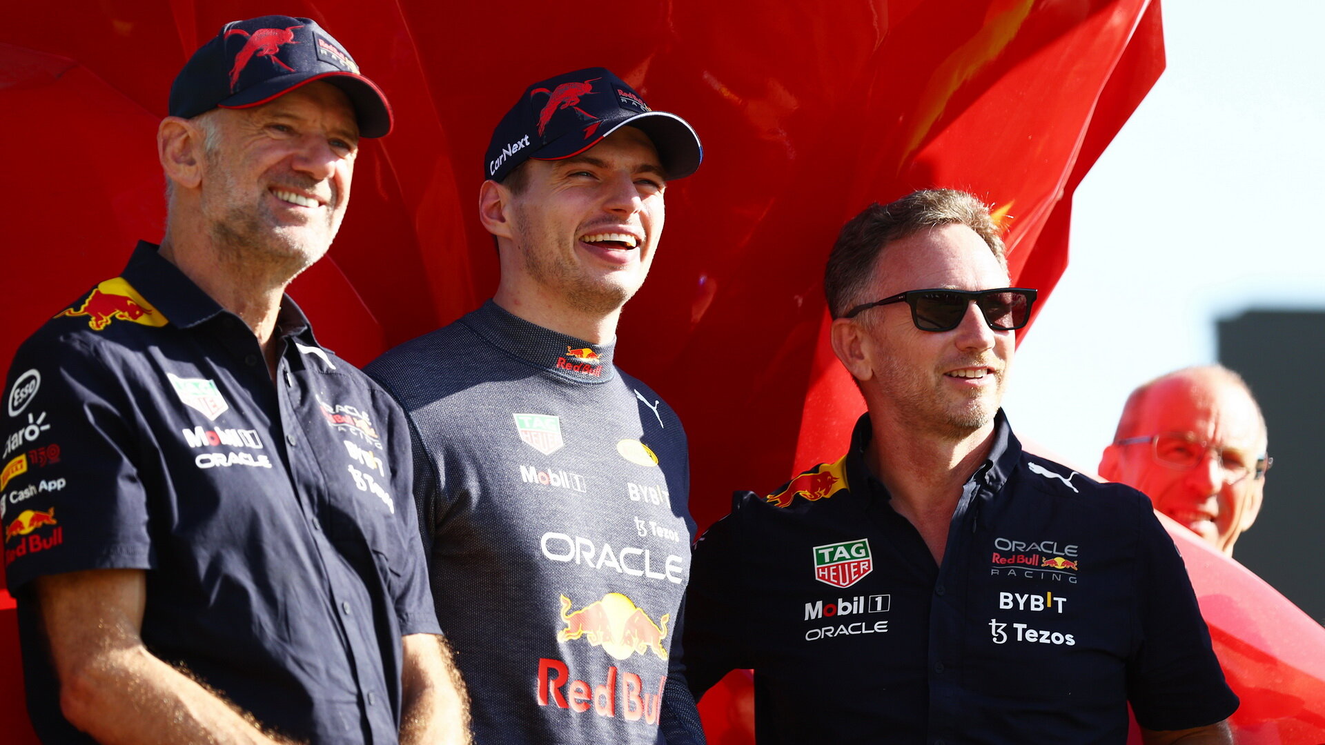 Adrian Newey, Max Verstappen a Christian Horner po závodě ve Francii
