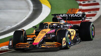 Daniel Ricciardo v Singapuru jel se starší konfiguraci vozu MCL36, nové díly dostane až v Suzuce