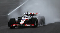 Mick Schumacher v deštivém závodě v Japonsku